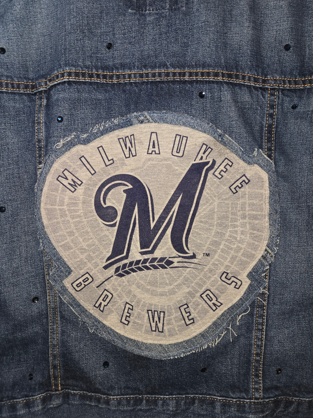 Milwaukee Brewers Loose Fit Jacket- XL