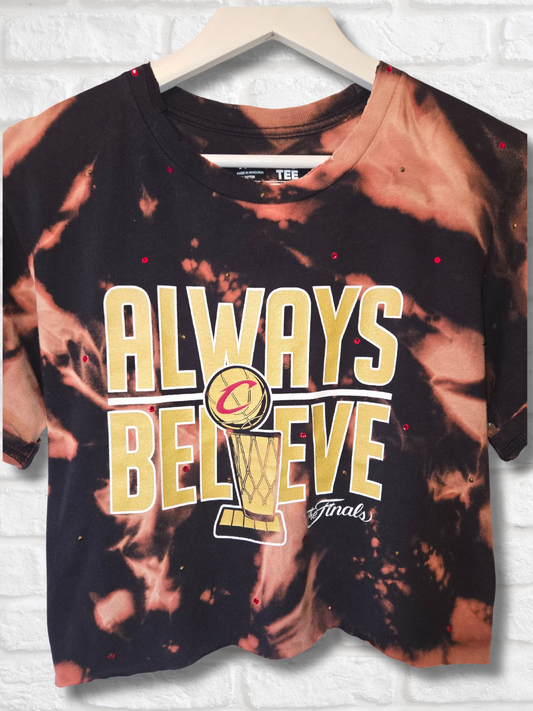 Cleveland Cavaliers Crop Top - Medium