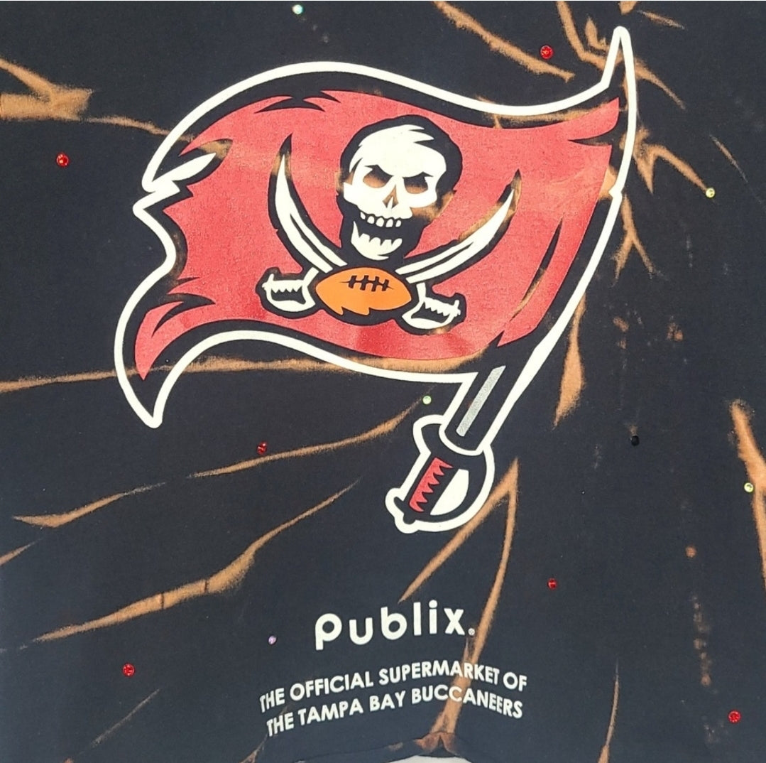 Tampa Bay Buccaneers Crop Tee