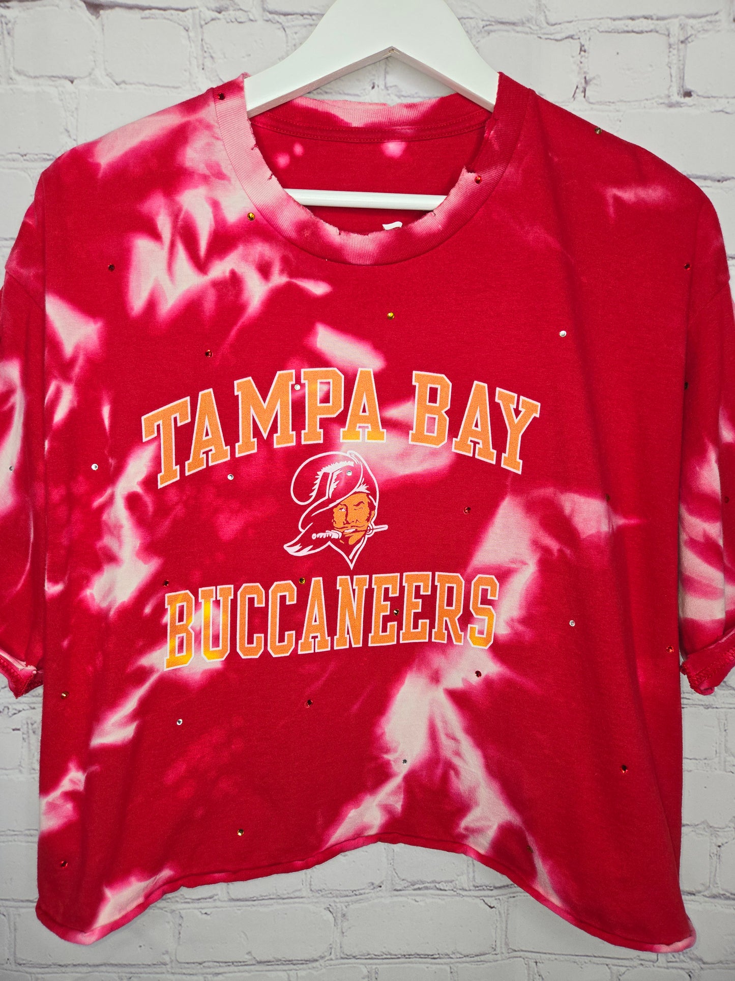 Tampa Bay Buccaneers Crop Tee