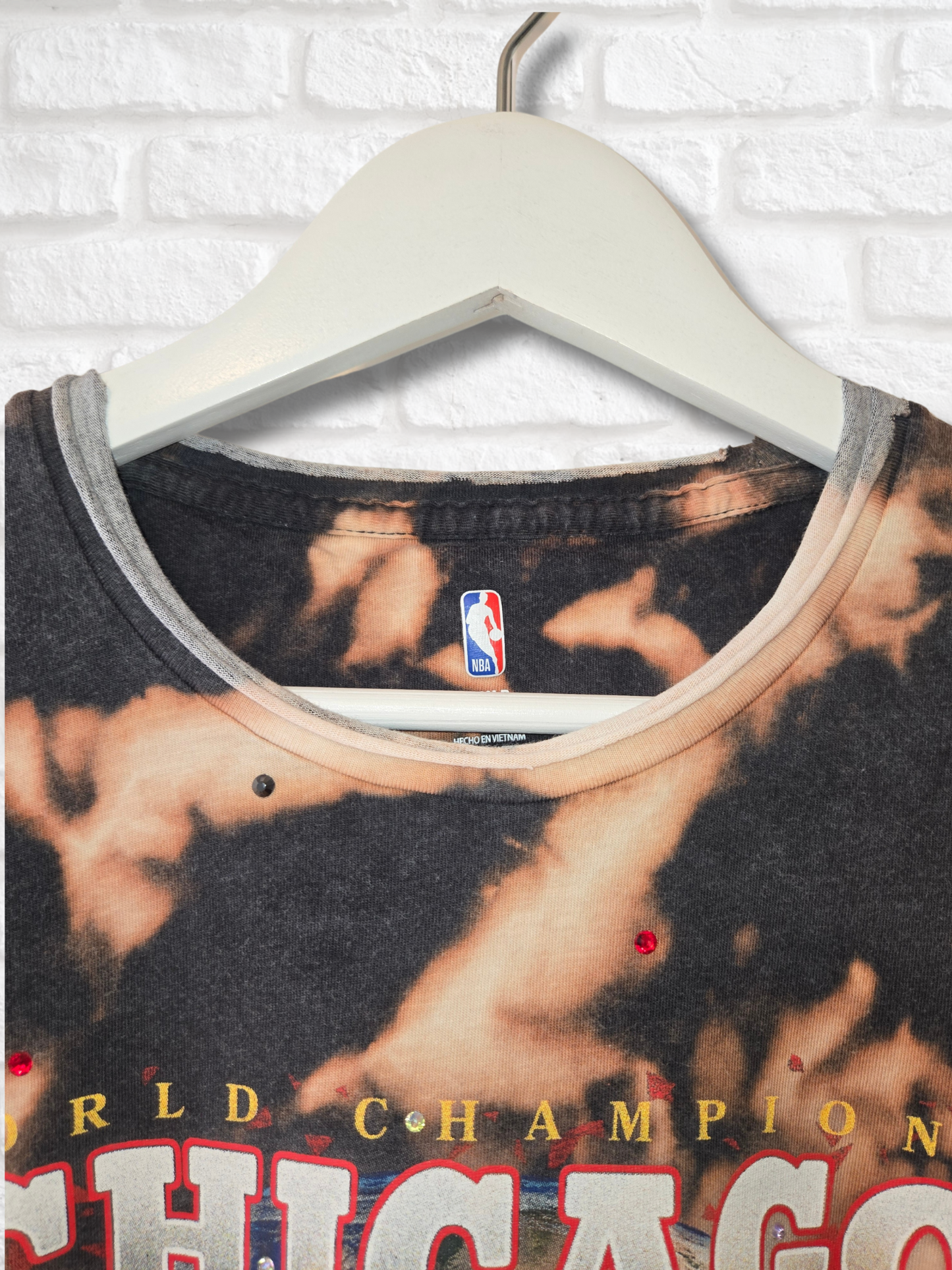 Chicago Bulls Crop Tee
