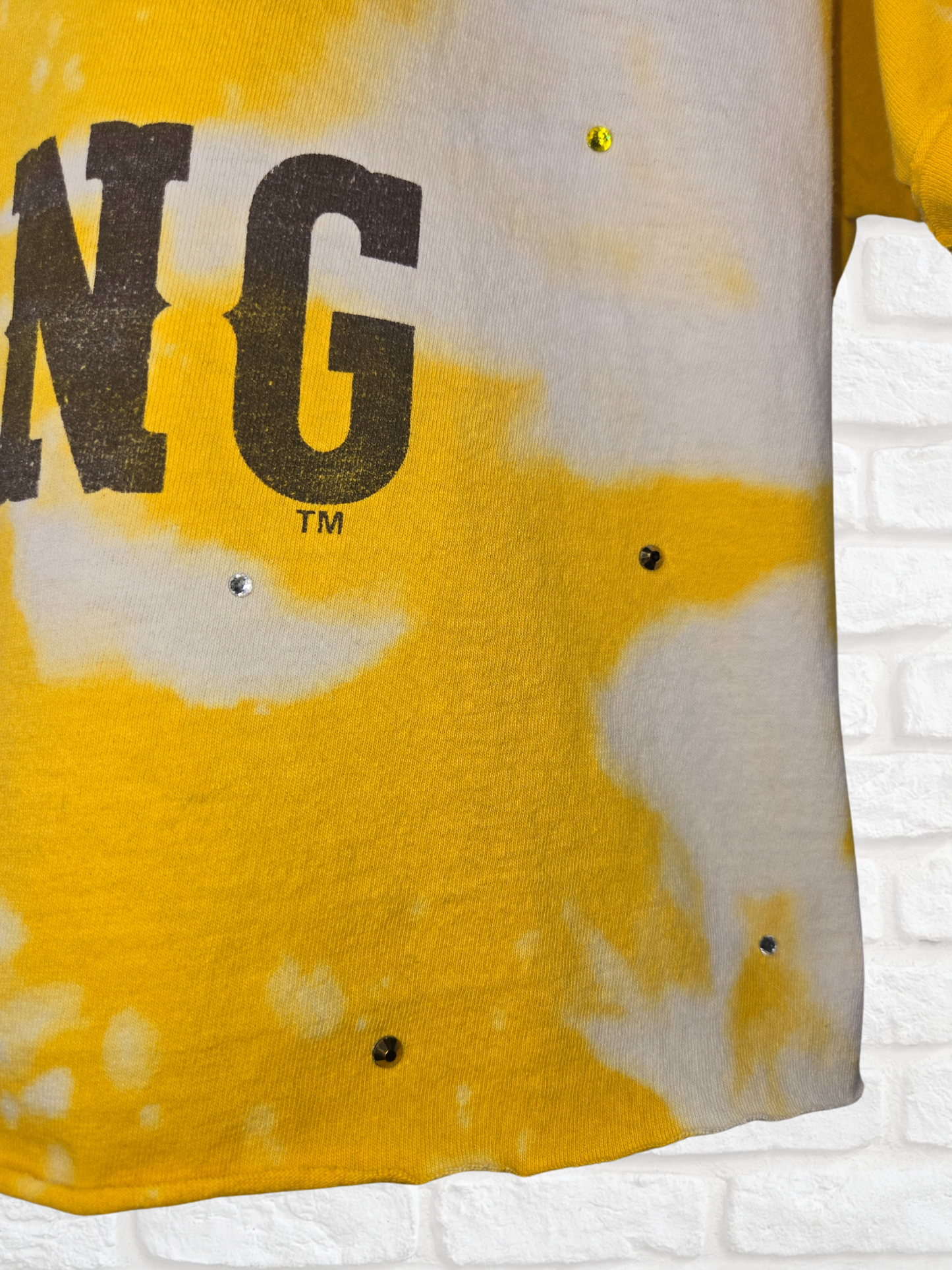 Wyoming Cowboys Crop Tee