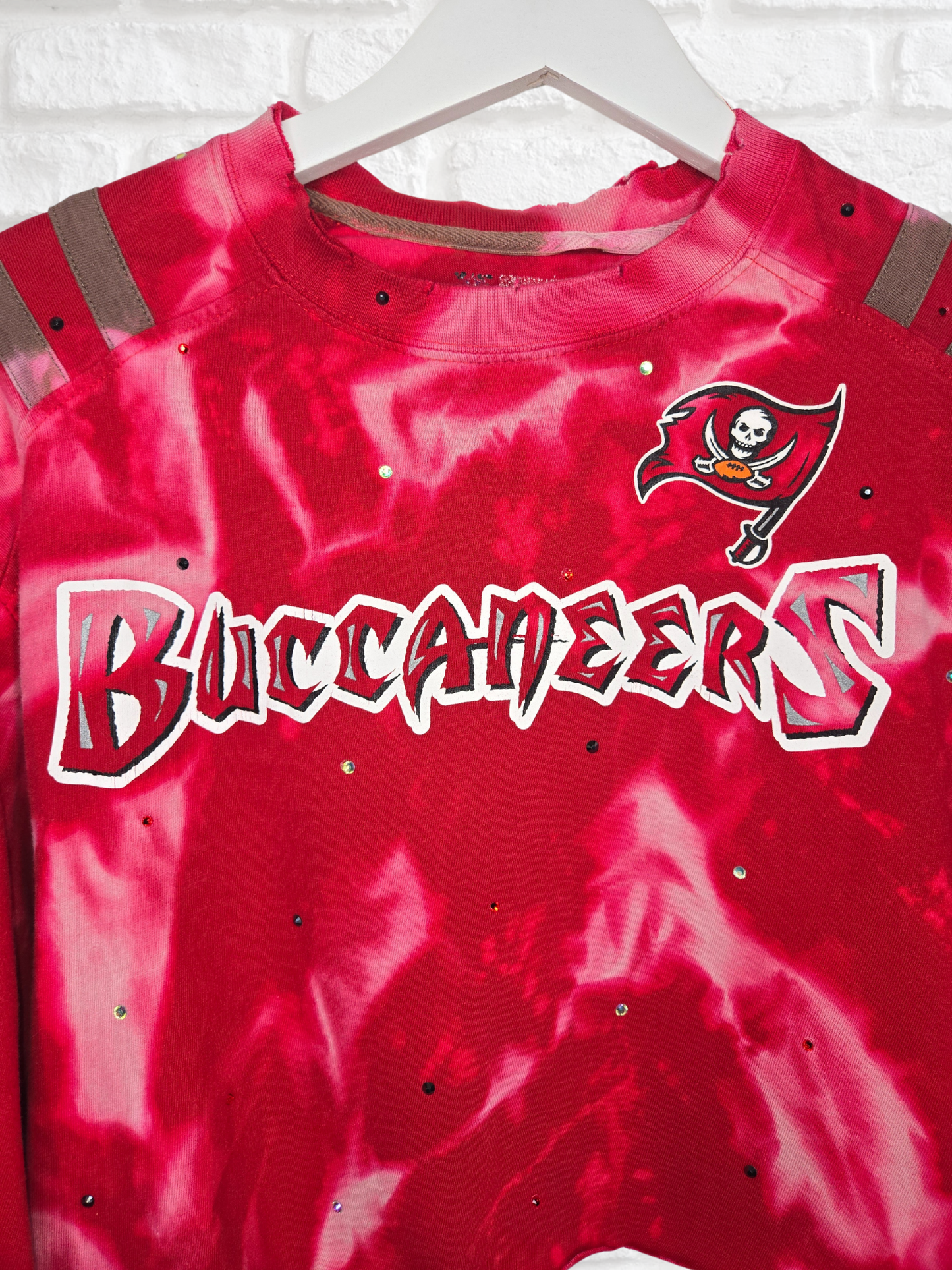 Tampa Bay Buccaneers Crop Tee