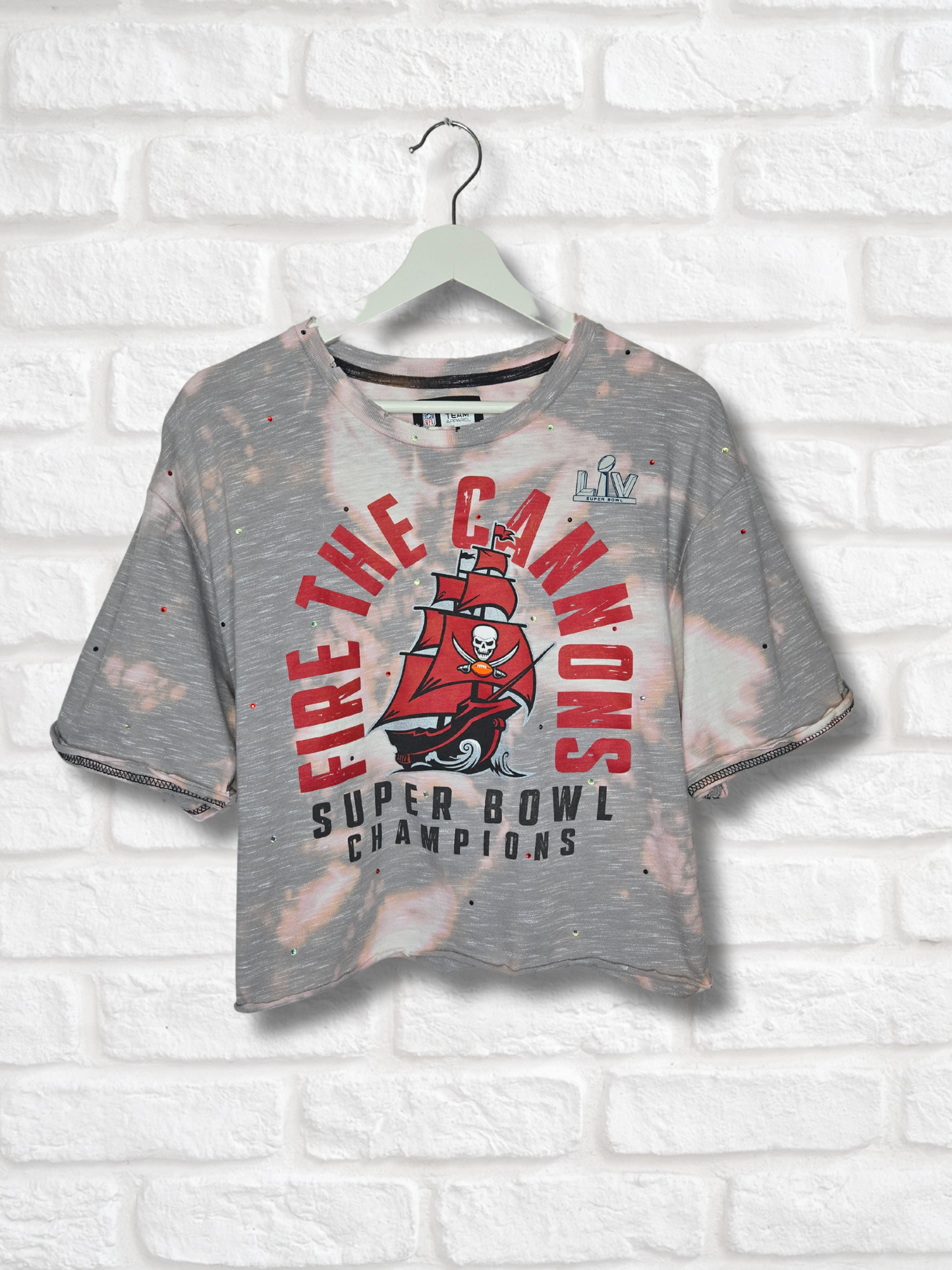 Tampa Bay Buccaneers Crop Tee