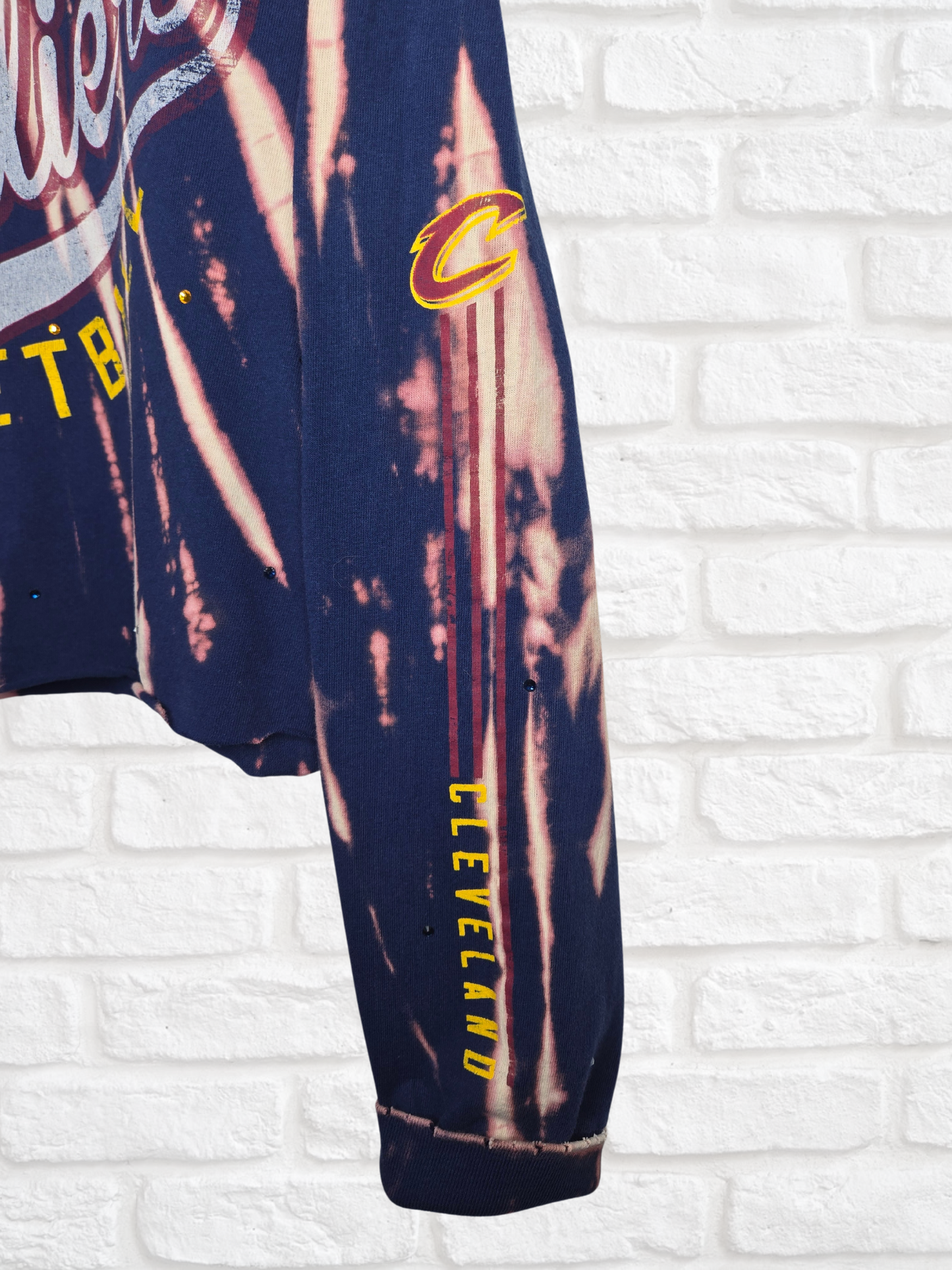 Cleveland Cavaliers Crop Tee