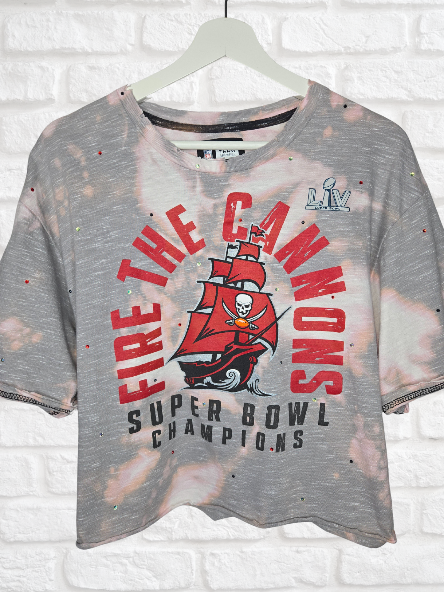 Tampa Bay Buccaneers Crop Tee