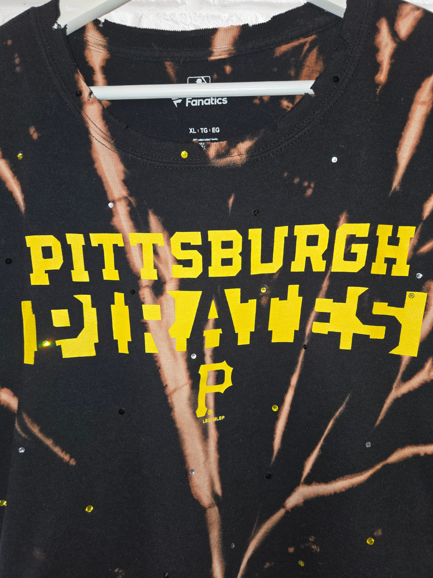 Pittsburgh Pirates Crop Tee