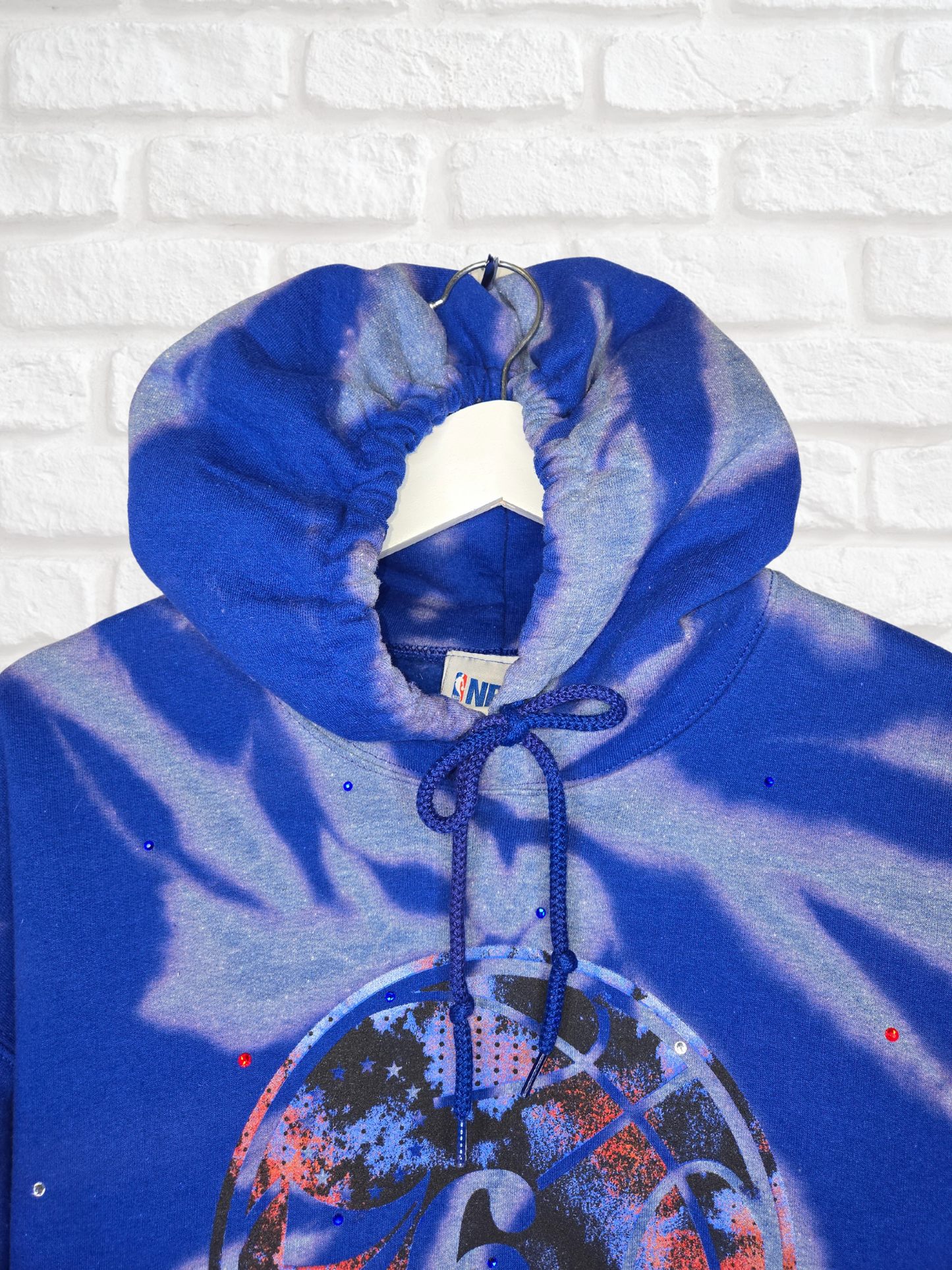 Philadelphia 76ers Crop Hoodie