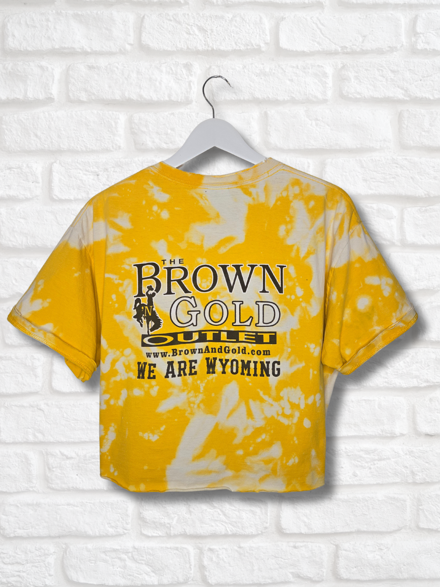Wyoming Cowboys Crop Tee