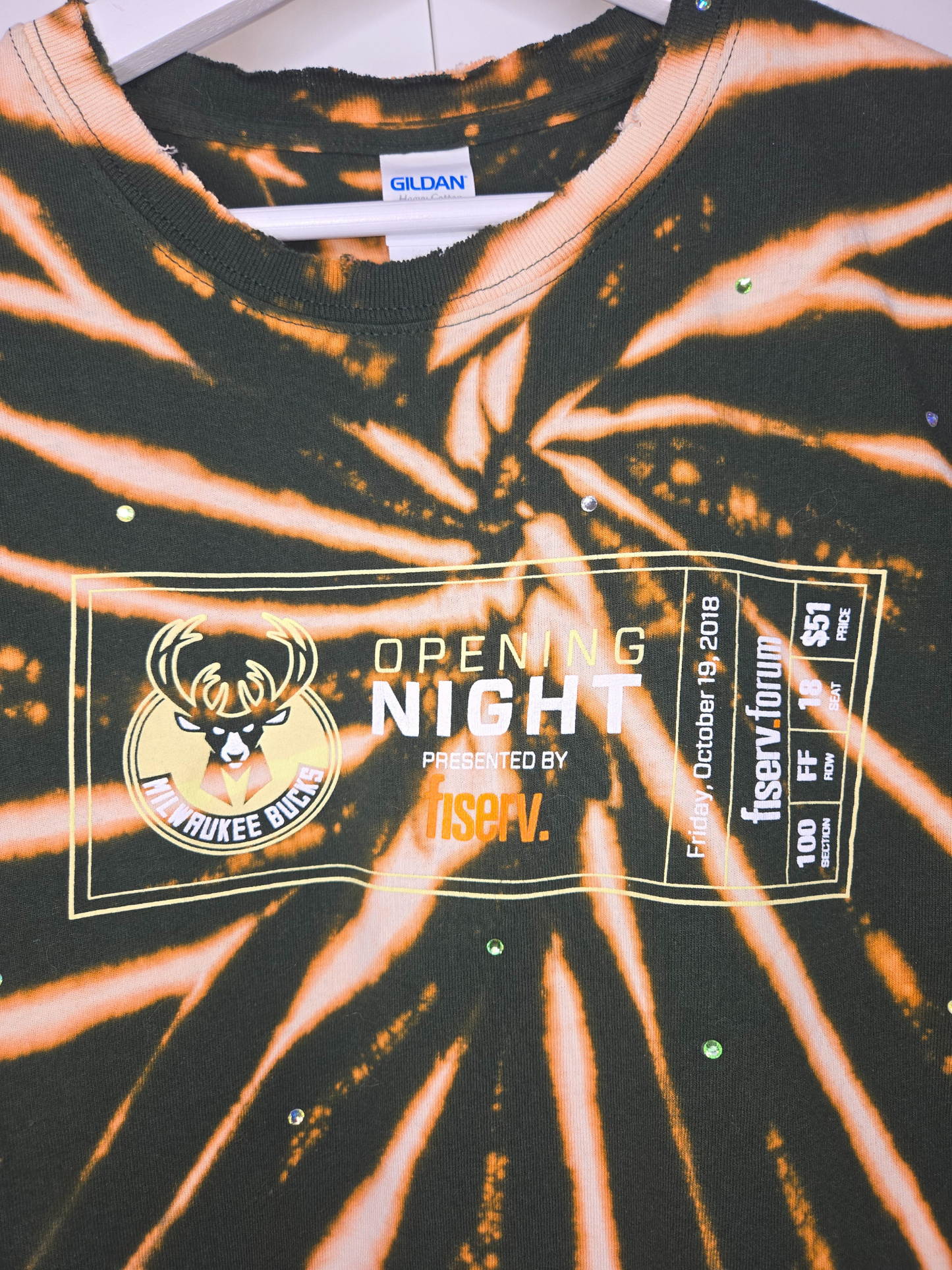 Milwaukee Bucks Crop Tee