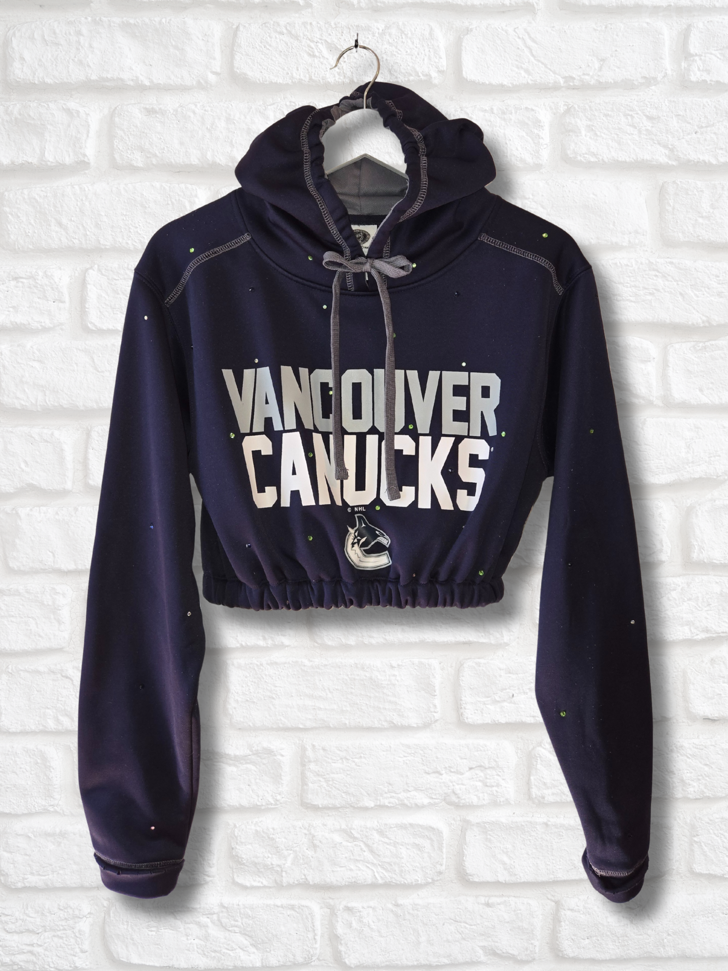 Vancouver Canucks Crop Hoodie