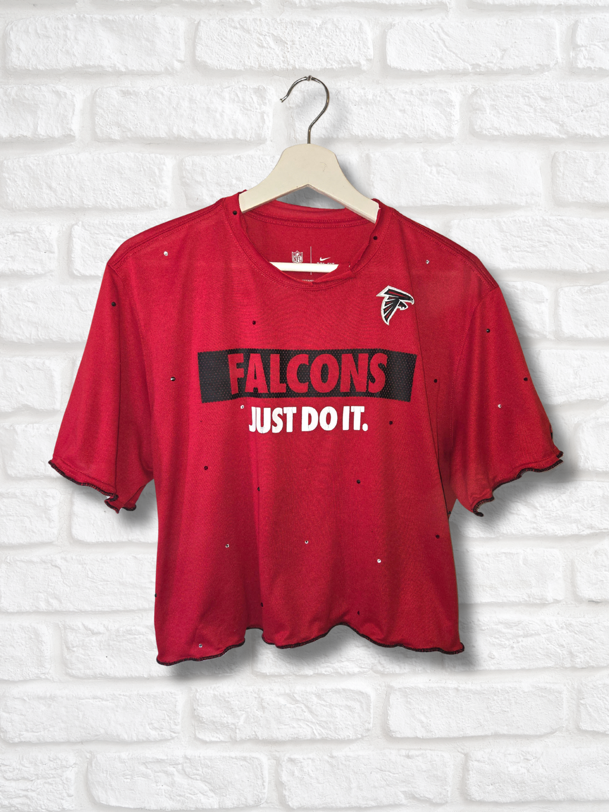 Atlanta Falcons Crop Top - Large