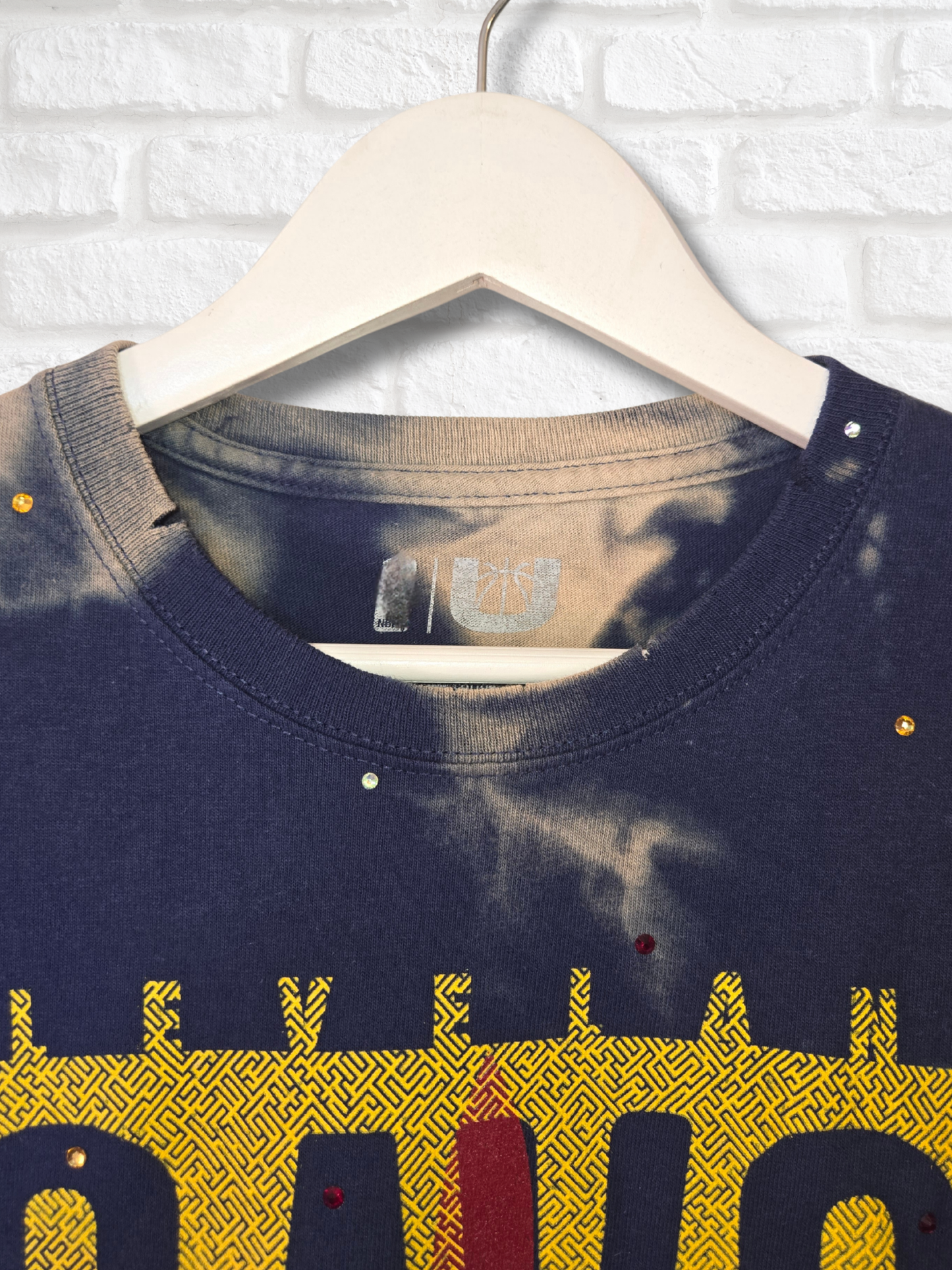 Cleveland Cavaliers Crop Top - Medium