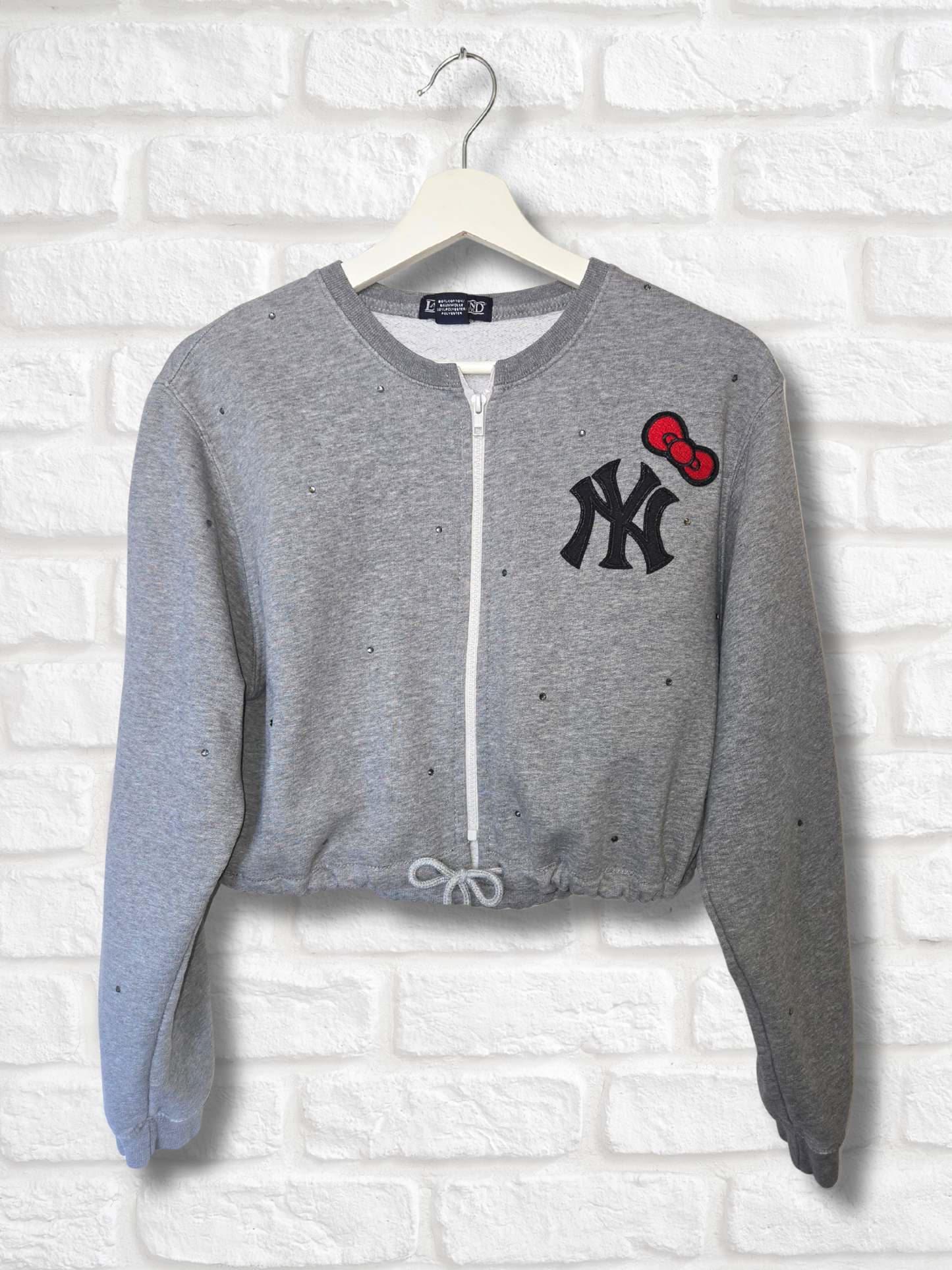 Yankees HK Crop Zip-Up Sweatshirt- Medium
