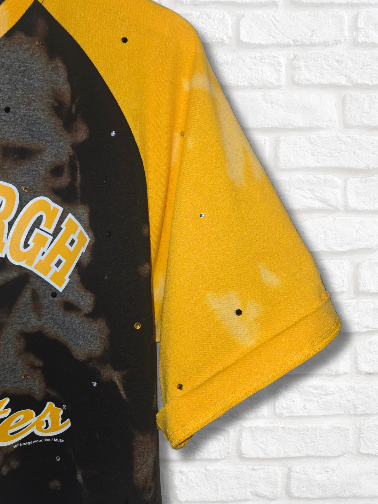 Pittsburgh Pirates Crop Top- Large