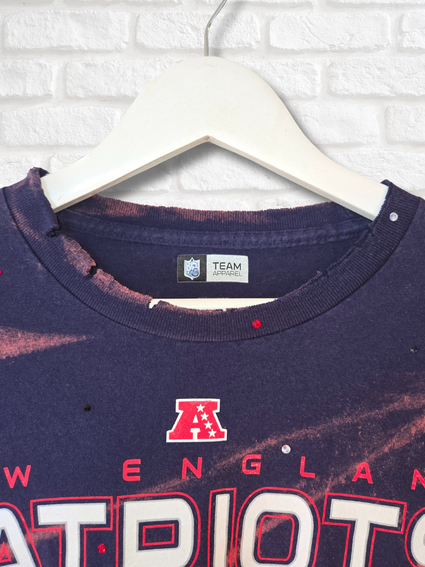 New England Patriots Long Sleeve Crop Top