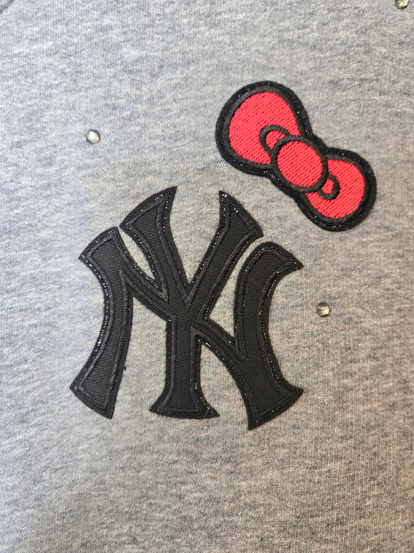 Yankees HK Crop Zip-Up Sweatshirt- Medium