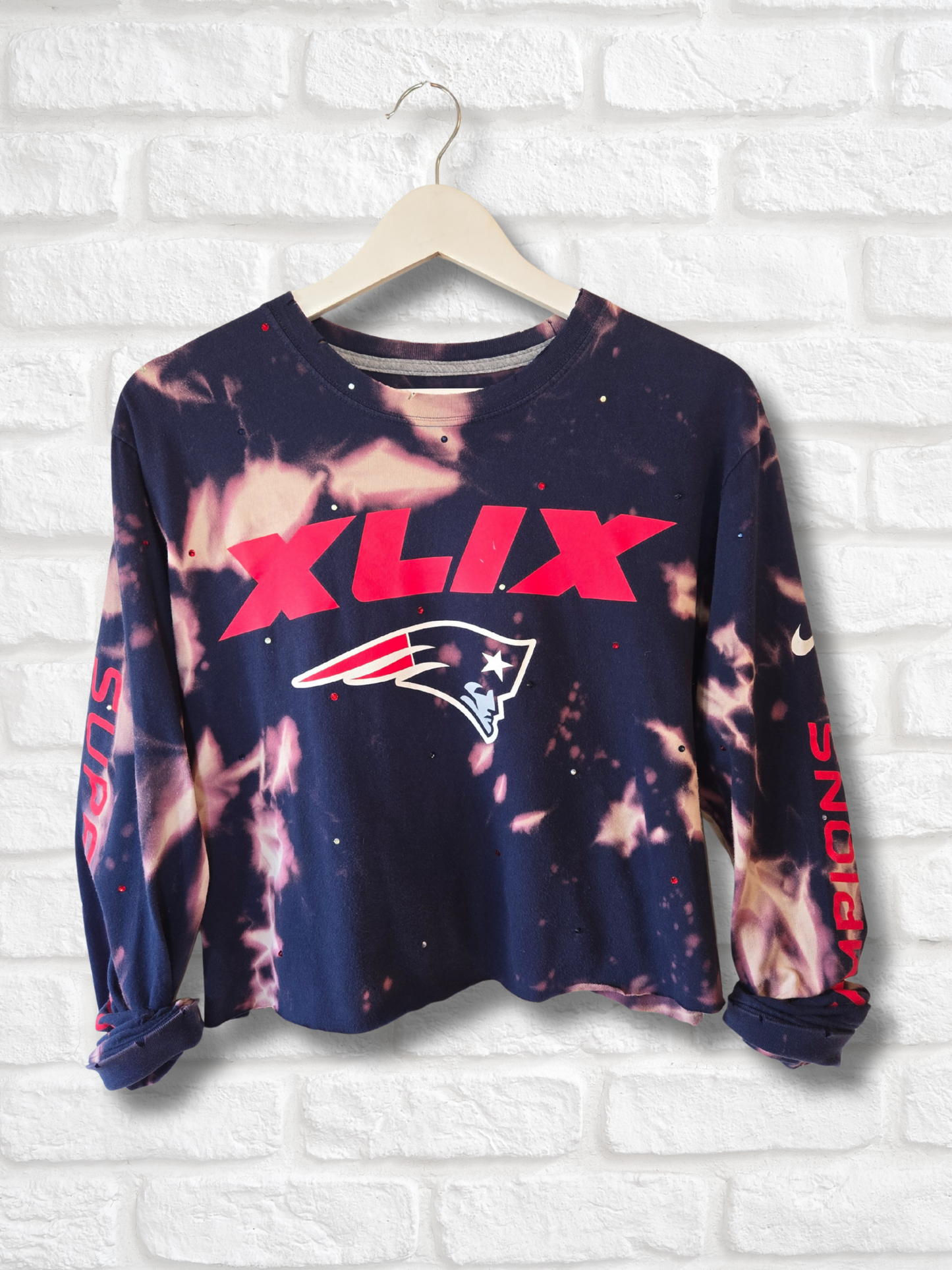 New England Patriots Long Sleeve Crop Top