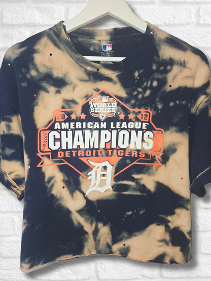 Detroit Tigers Crop Top- Large