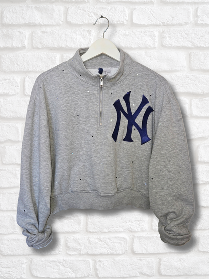 New York Yankees Crop Sweatshirt-Medium