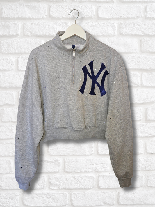 New York Yankees Crop Sweatshirt-Medium