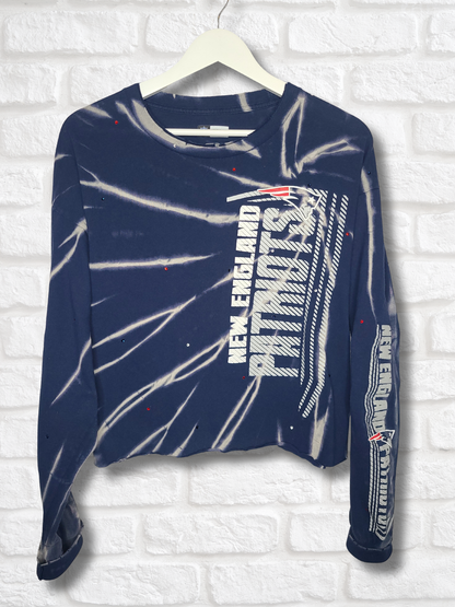 New England Patriots Long Sleeve Crop Top
