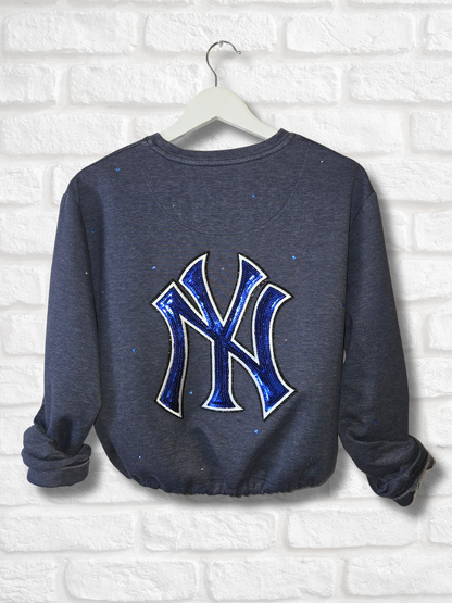 New York Yankees Crop Zip-Up Sweatshirt - Large/XL