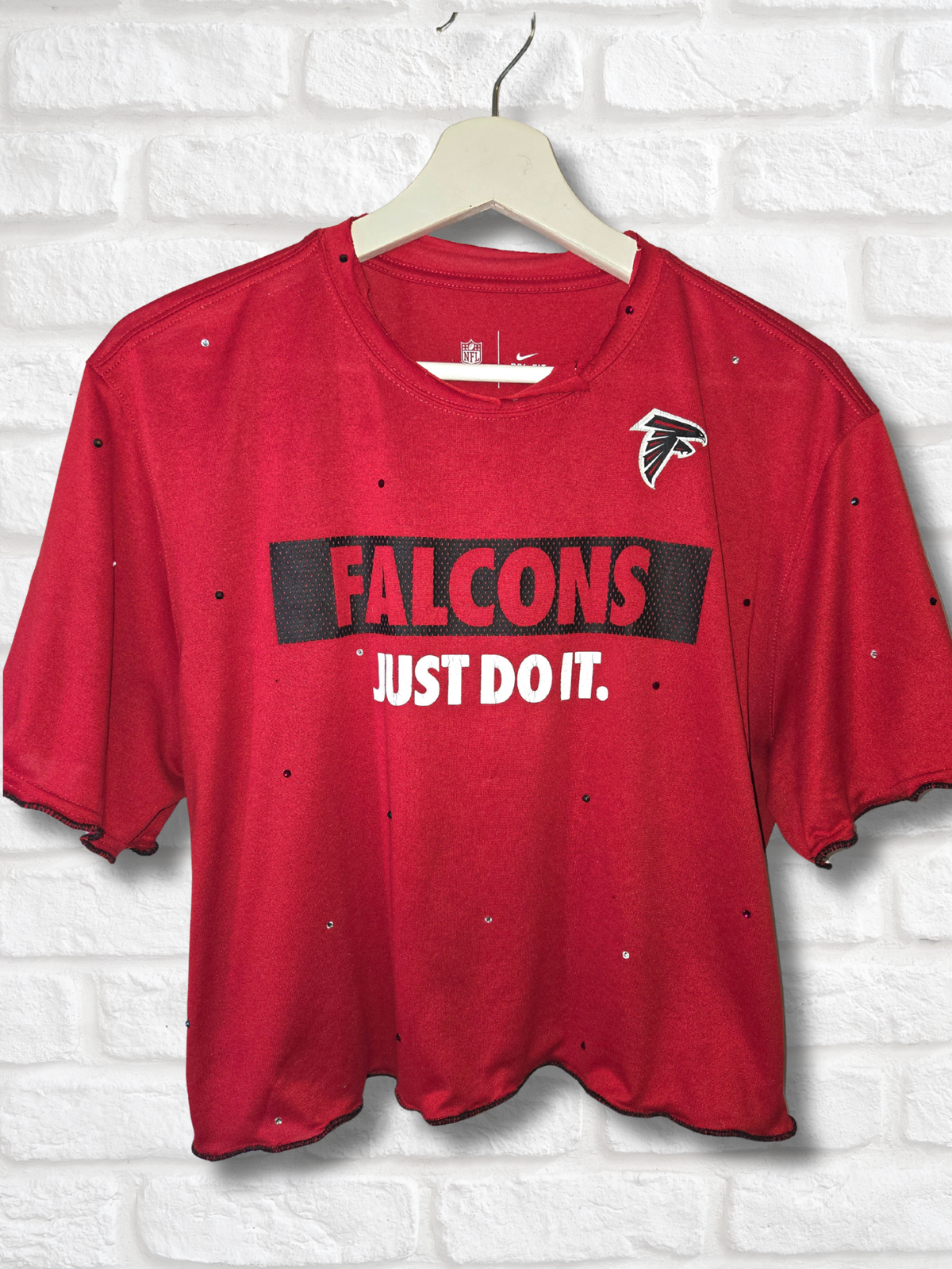 Atlanta Falcons Crop Top - Large