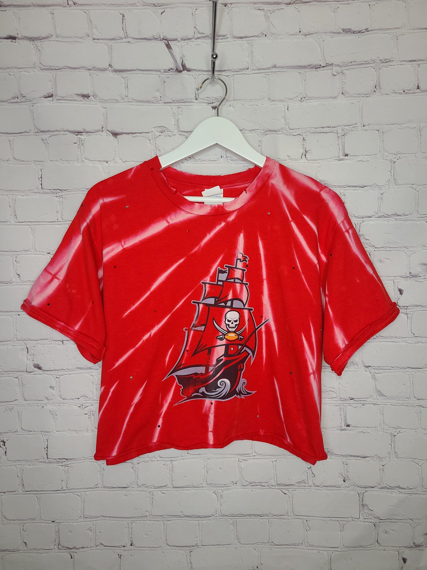 Tampa Bay Buccaneers Crop Tee