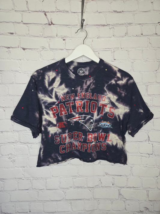 New England Patriots Crop Tee