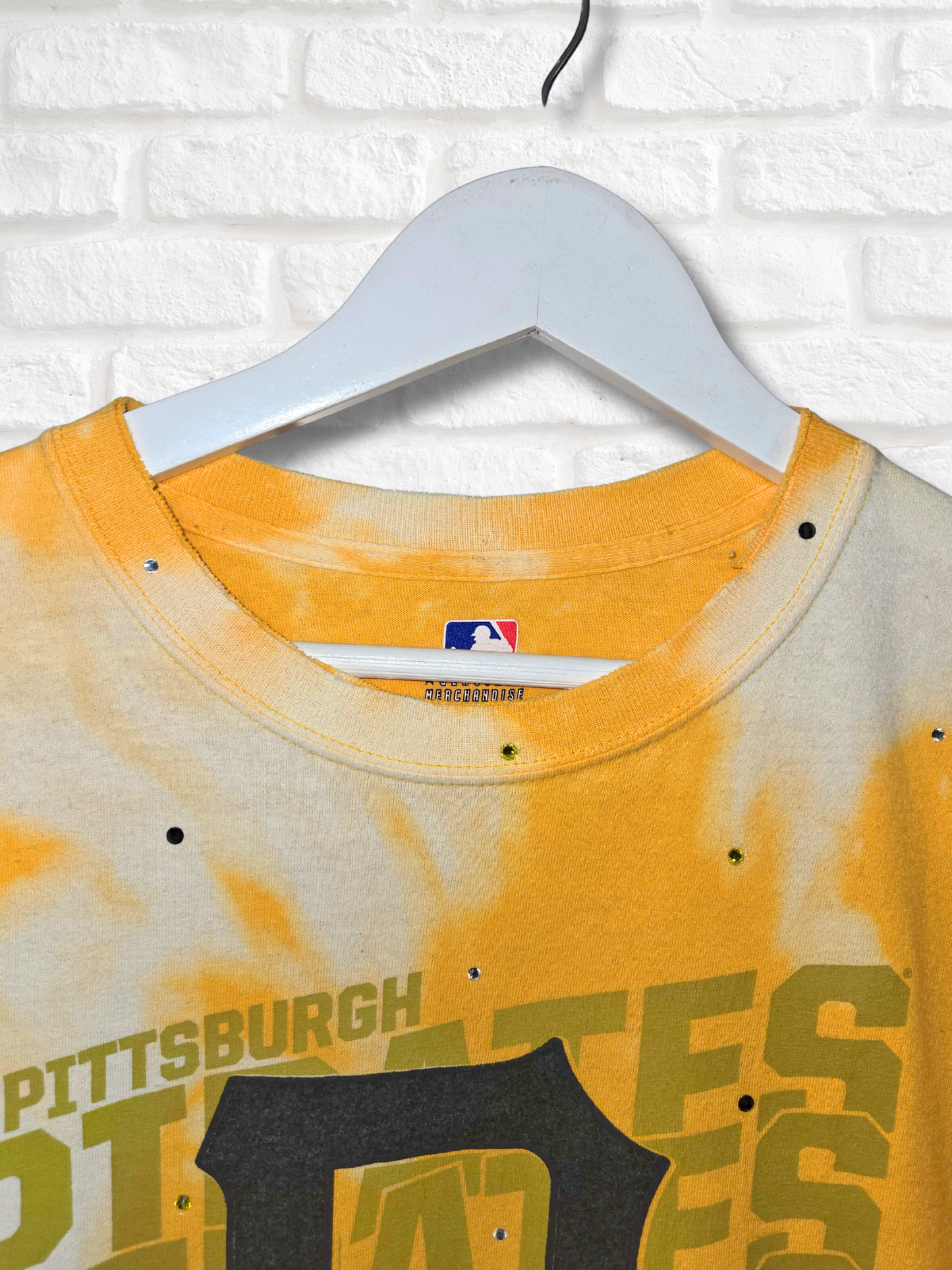 Pittsburgh Pirates Crop Top - Large