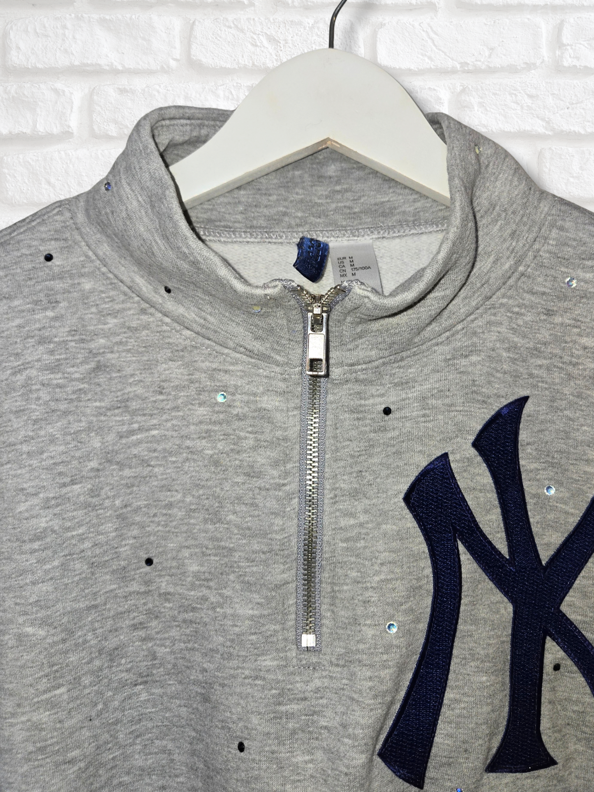 New York Yankees Crop Sweatshirt-Medium