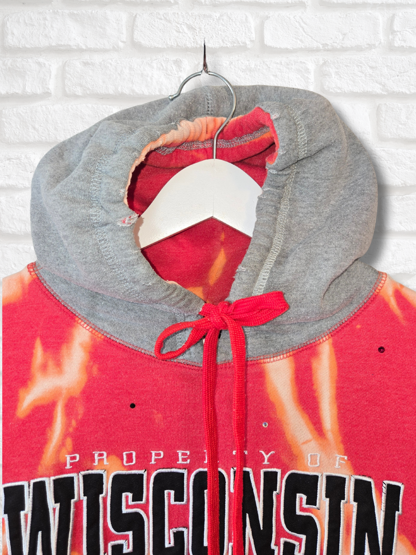 Wisconsin Badgers Crop Hoodie