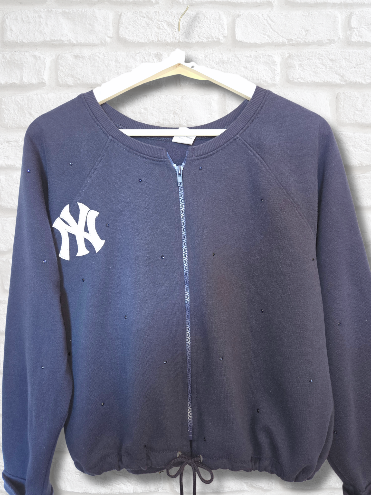 New York Yankees Crop Zip-Up Sweatshirt
