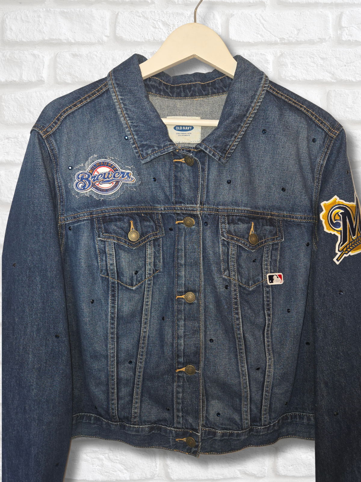 Milwaukee Brewers Loose Fit Jacket- XL