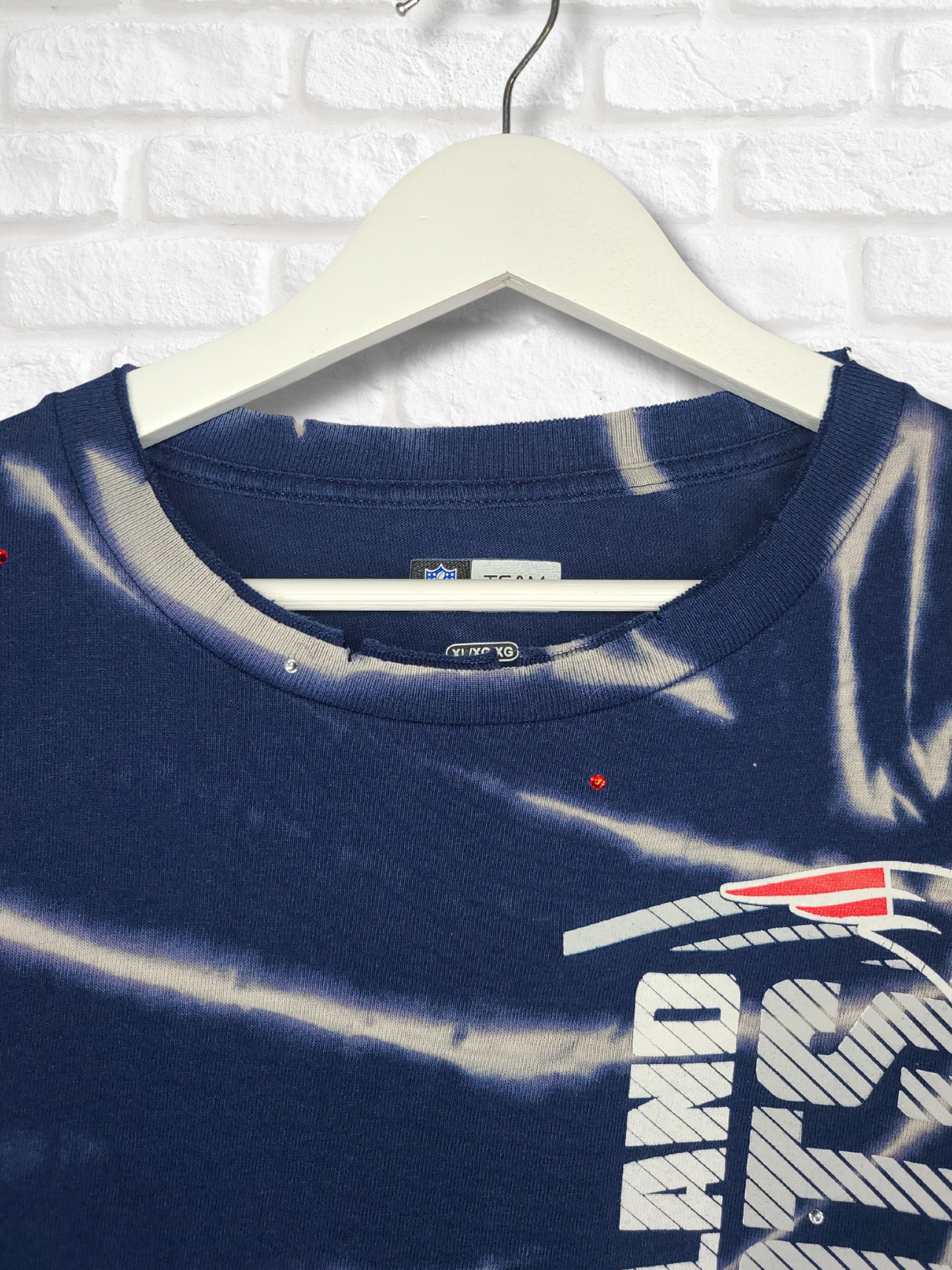 New England Patriots Long Sleeve Crop Top