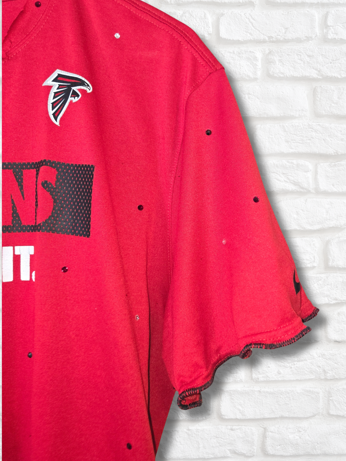 Atlanta Falcons Crop Top - Large
