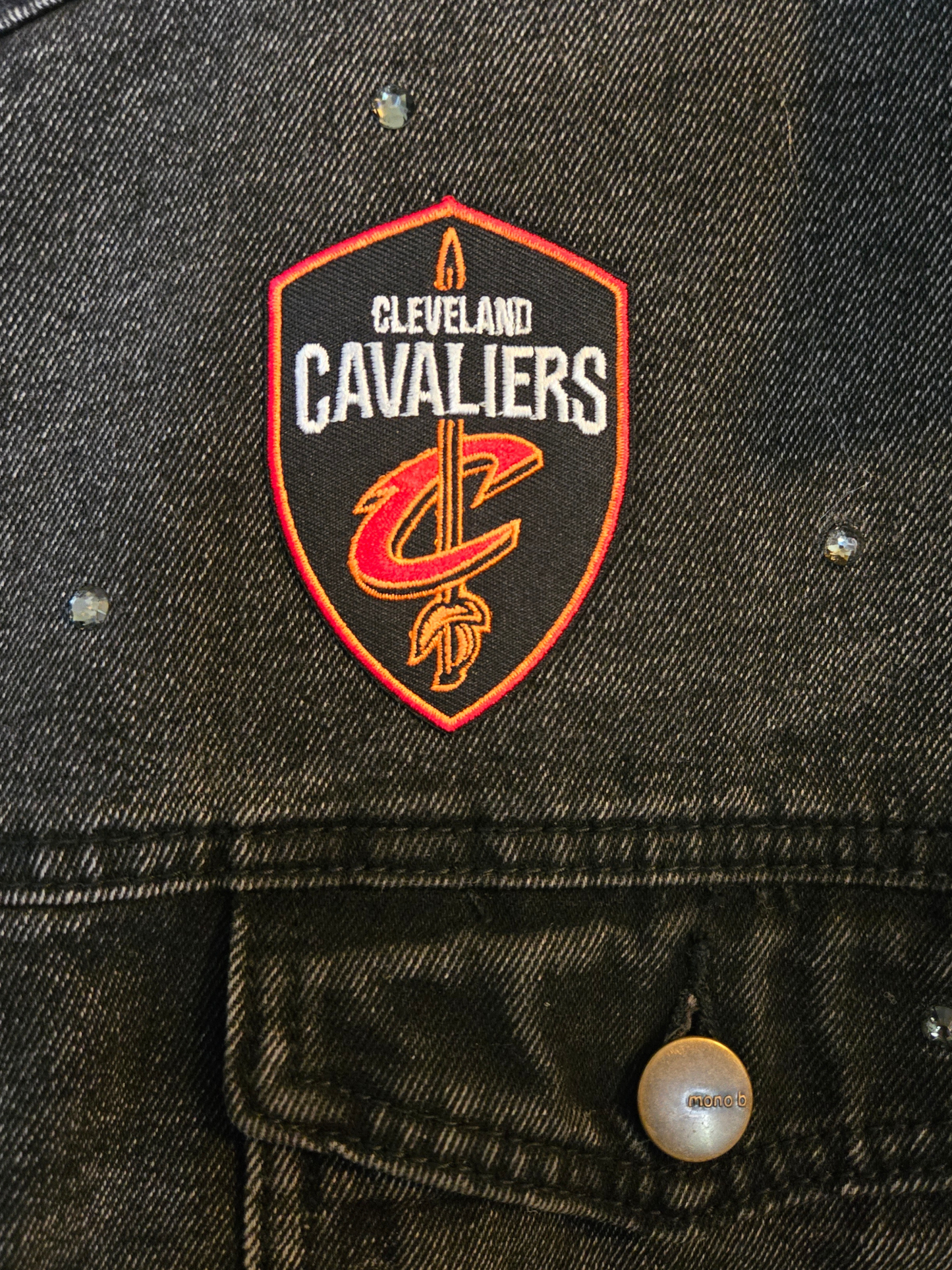 Cleveland Cavaliers Crop Rhinestone Denim Jacket - Large