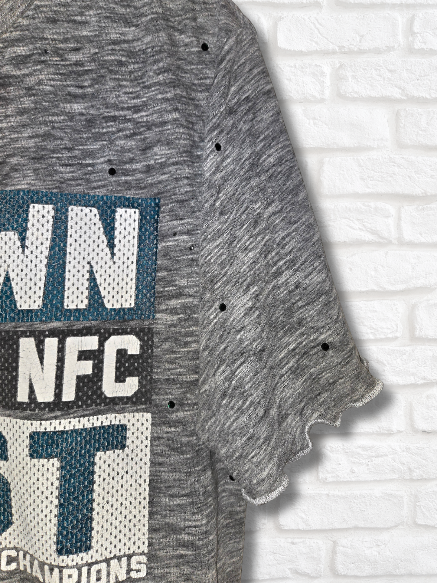 Philadelphia Eagles Ruffle Crop Top - Medium