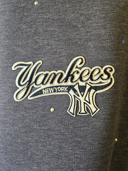 New York Yankees Crop Zip-Up Sweatshirt - Large/XL