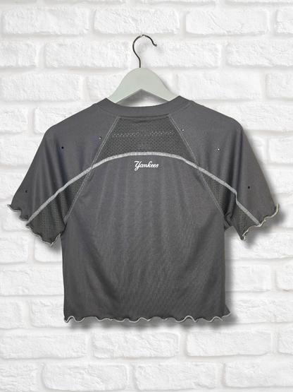 New York Yankees Ruffle Crop Top - Small