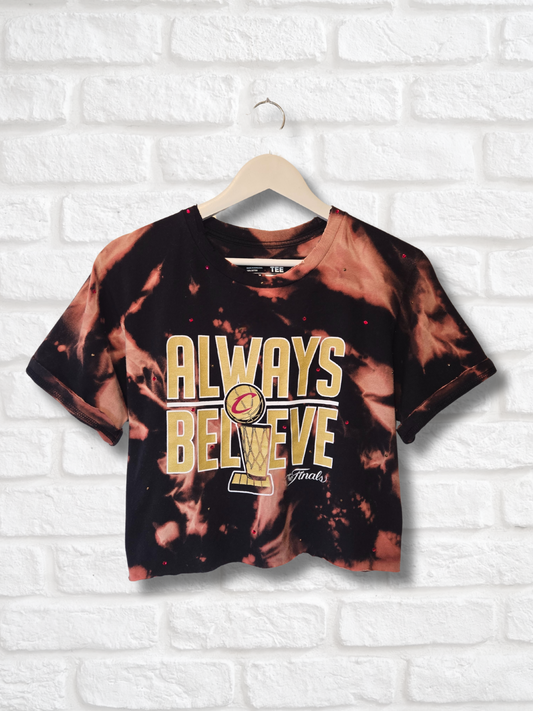 Cleveland Cavaliers Crop Top - Medium
