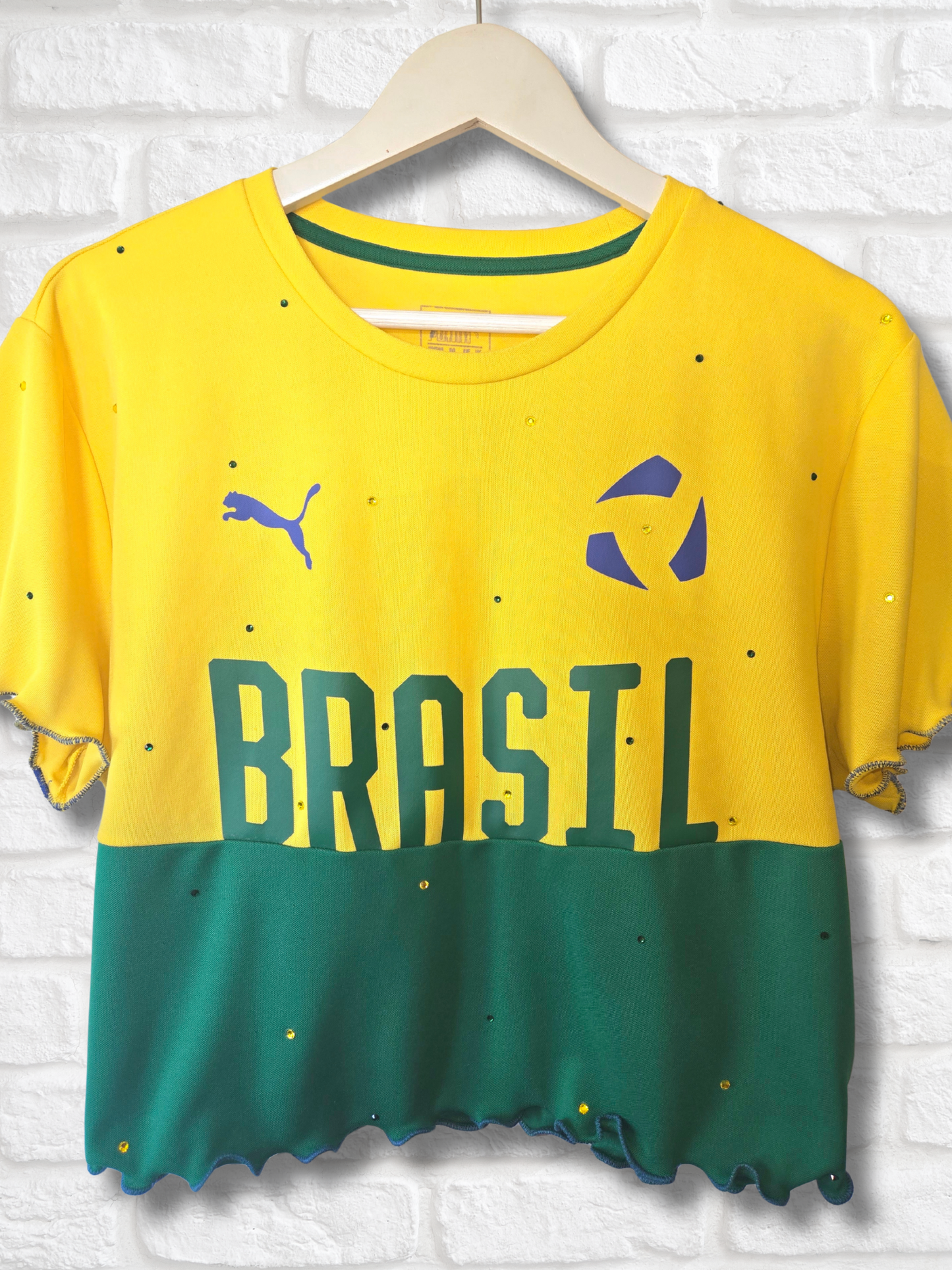 Team Brasil Ruffle Crop Top - Large
