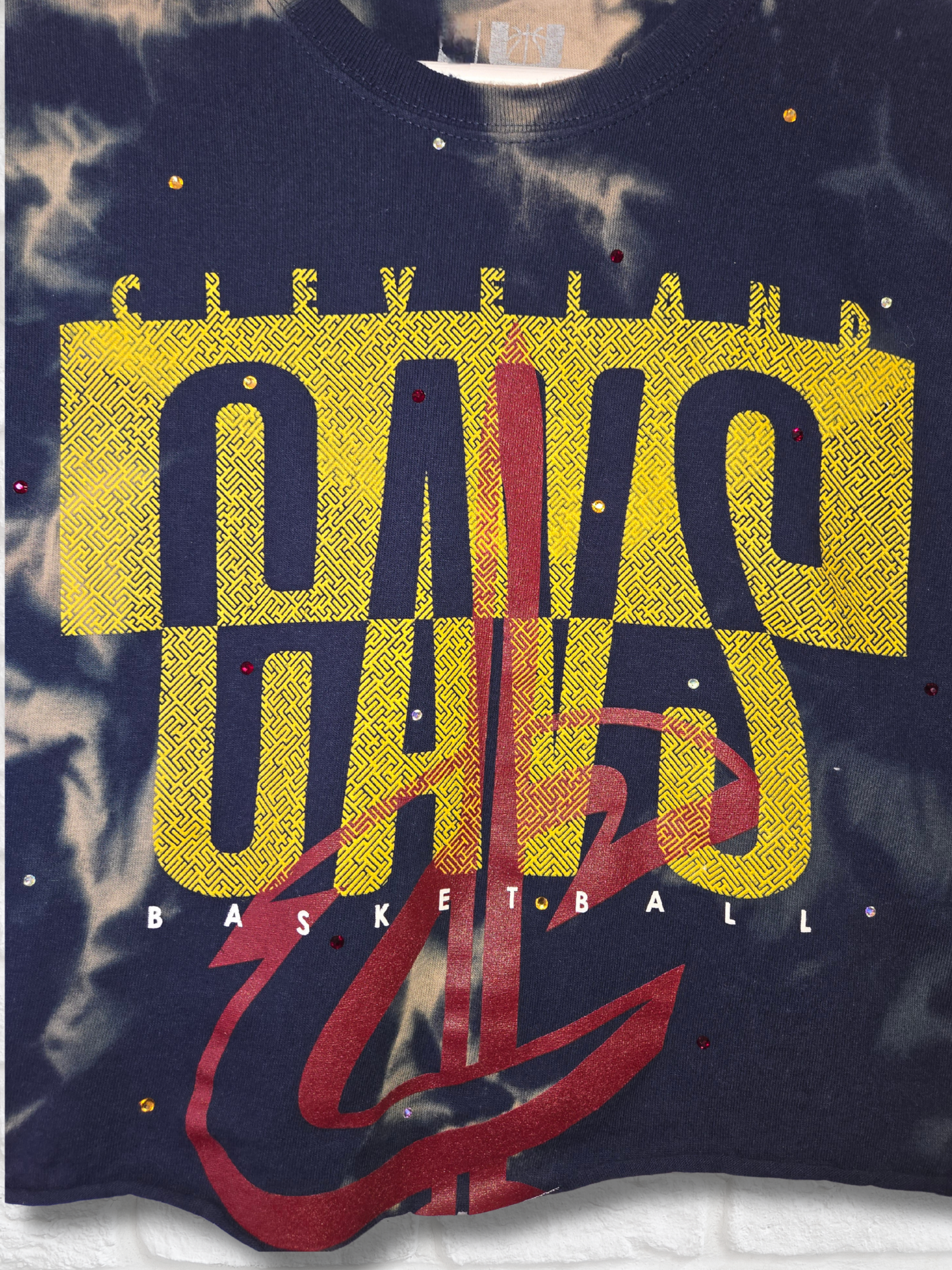 Cleveland Cavaliers Crop Top - Medium