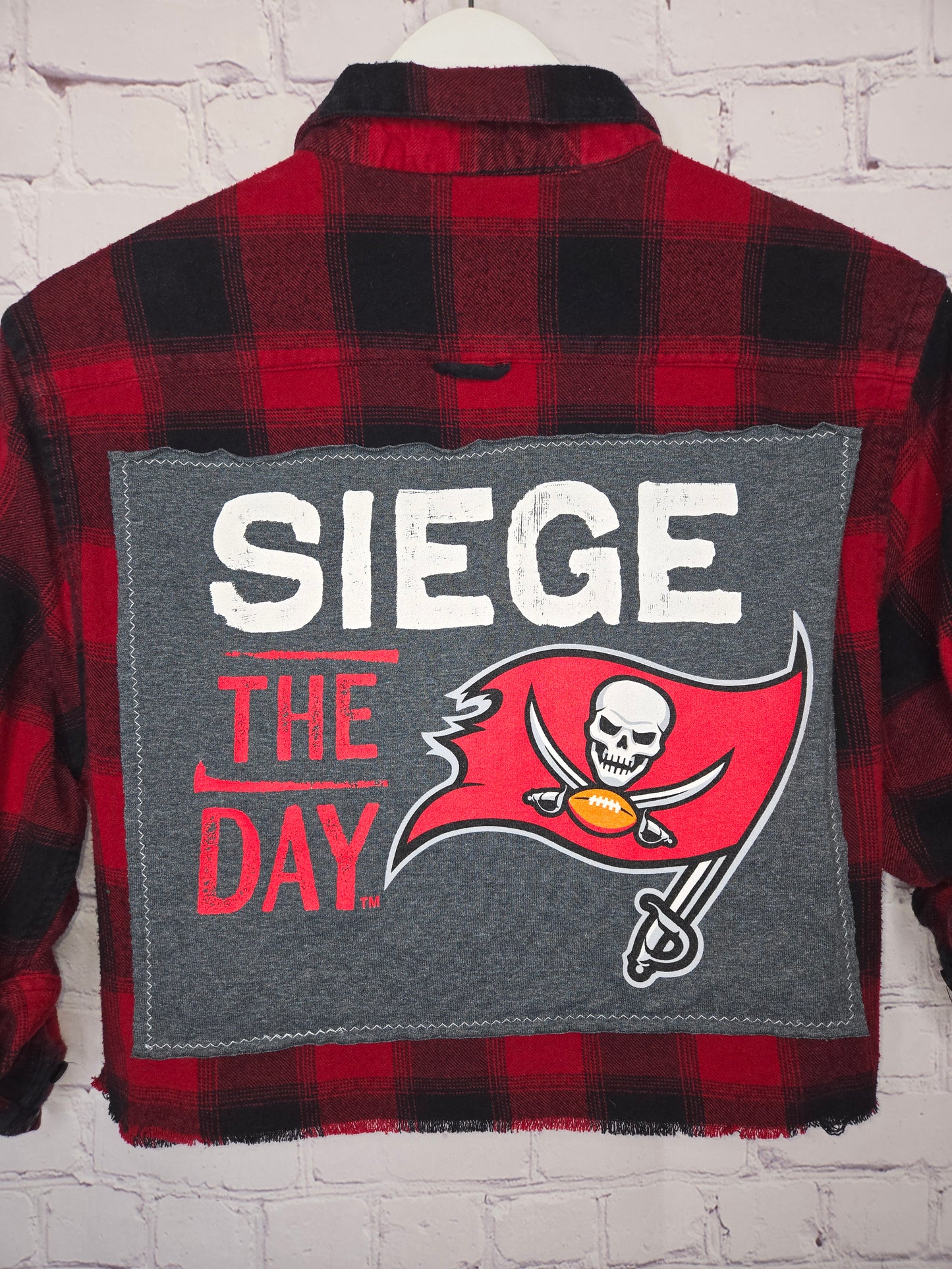 Tampa Bay Buccaneers Crop Flannel