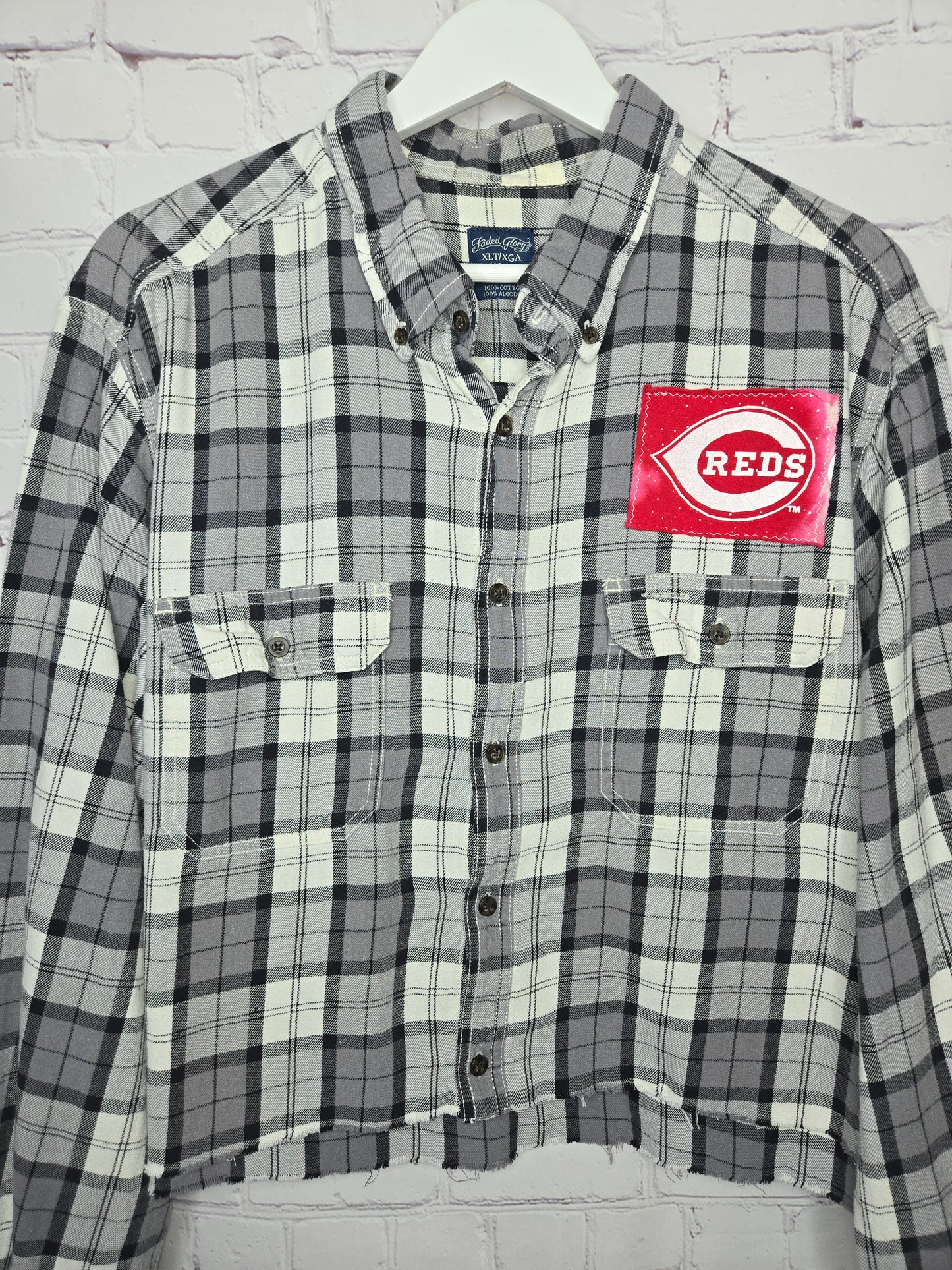 Cincinnati Reds Crop Flannel