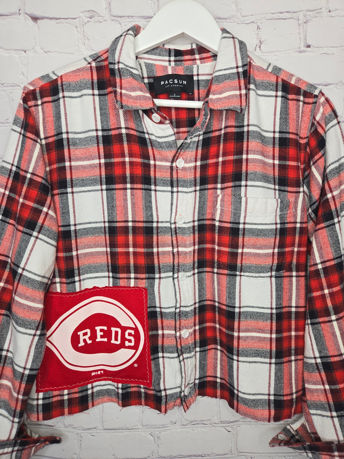 Cincinnati Reds Crop Flannel